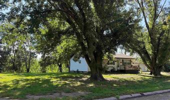 2040 Clover Dr, Akron, IA 51001