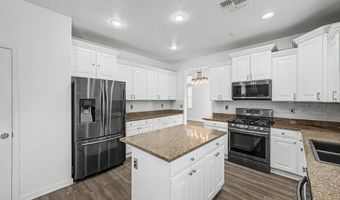 12175 W CHASE Ln, Avondale, AZ 85323