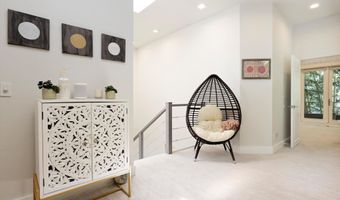 736 W Smuggler St B, Aspen, CO 81611