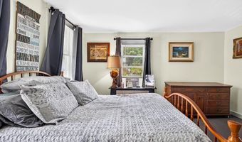 26 Humphrey Pl, Athol, MA 01331