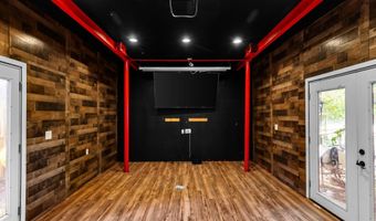 1829 W Lake Shore Dr, Alvarado, TX 76009