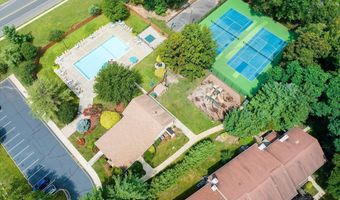 115 Dundee Ct, Aberdeen, NJ 07747
