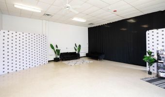 7372 HENRY Ave, Philadelphia, PA 19128