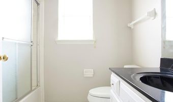 1524 LINKSIDE Dr, Atlantic Beach, FL 32233