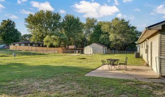 1207 Sherri Jane Ln, Aurora, MO 65605