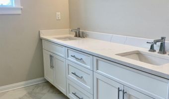 2425 Harbor Ave 2425, Avalon, NJ 08202