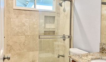 98-1810 Kaahumanu St 3, Pearl City, HI 96782