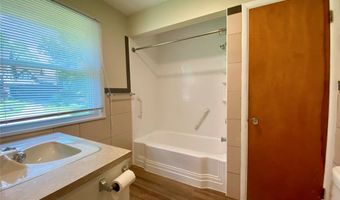 456 Sunset View Dr, Akron, OH 44320