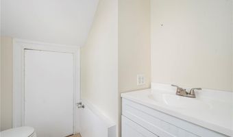 60 Fraser St, East Providence, RI 02914