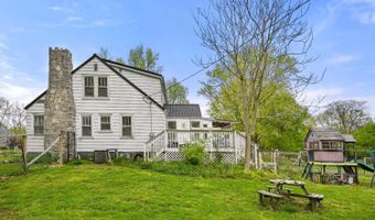 317 WOODLAWN Dr, Aurora, IN 47001