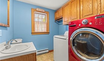 180 Ross Hill Rd, Charlestown, RI 02813