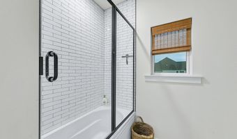 50 Lagable Crest Dr, Austin, AR 72007