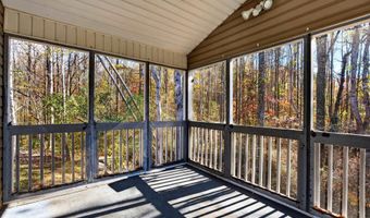 353 Marble Ln, Boiling Springs, SC 29316