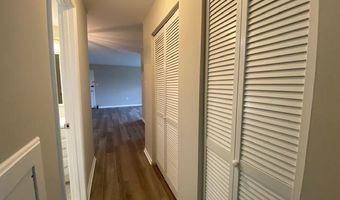 412 N ARMISTEAD St 101, Alexandria, VA 22312