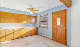 13197 132nd St W, Apple Valley, MN 55124
