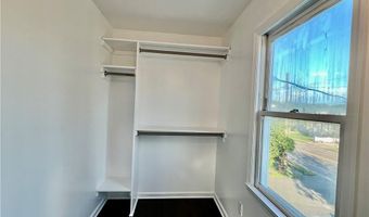 826 Oldfield Rd 2nd Fl+3rd Fl, Fairfield, CT 06824