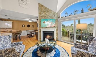 22 Prestwick Rd 22, Bourne, MA 02532
