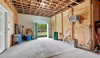 39 Old Cemetary Rd, Andrews, SC 29510