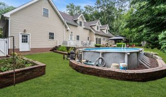 266 Orchard Ave, Belford, NJ 07718