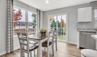 437 Quarry Creek Dr Plan: Pine, Amherst, OH 44001