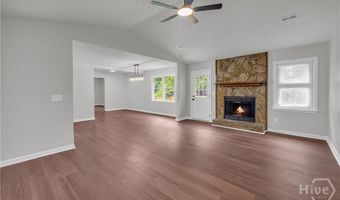 362 Scenic Ln, Auburn, GA 30011