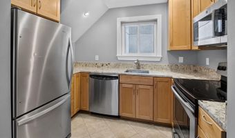 8923 BATTERY Pl #24, Bethesda, MD 20814