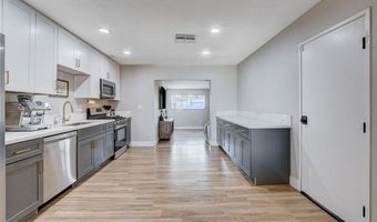 242 Fullerton Ave, Henderson, NV 89015