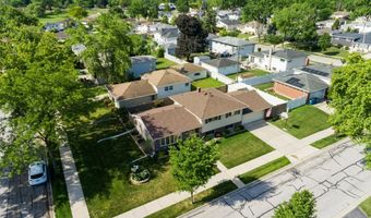 365 W Myrick Ave, Addison, IL 60101