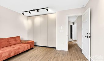 48 Woodvale Ave, Asheville, NC 28804