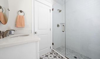 5765 Ocean Dr, Avalon, NJ 08202