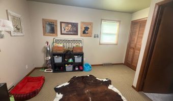 631 W Walnut St, Albion, NE 68620