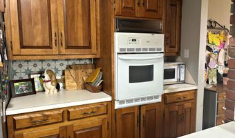 102 Mockingbird Ln, Arkadelphia, AR 71923