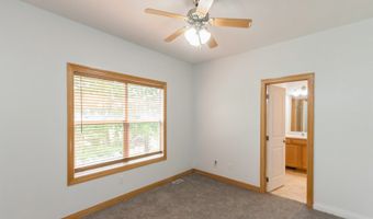 2227 4th Ave SE, Altoona, IA 50009