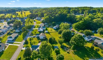 1404 Housley Dr, Athens, TN 37303