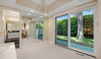 2086 Playa Rd, Carlsbad, CA 92009