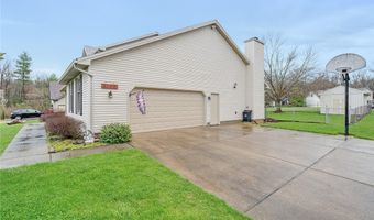 6369 Ridgeview Ave, Austintown, OH 44515