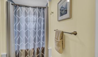 108 Mourning Dove Dr, Bonneau, SC 29431