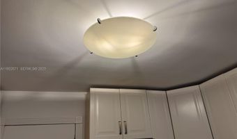 9500 W Bay Harbor Dr 7H, Bay Harbor Islands, FL 33154