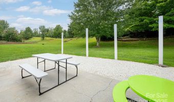 316 Pole Barn Dr, Asheville, NC 28806
