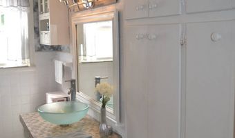 409 E. Elm St, Albion, IL 62806