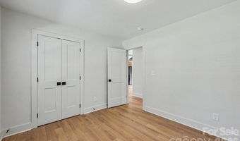 2000 Kilborne Dr, Charlotte, NC 28205