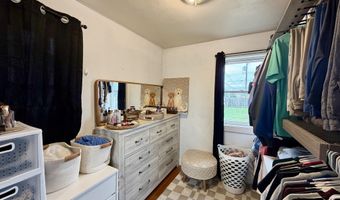 911 S 9th St, Aberdeen, SD 57401