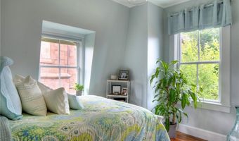 204 Spring St, Newport, RI 02840