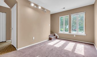 33 Windward Dr, Barnegat, NJ 08005