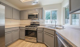 3621 Culwood Ln, Anderson, CA 96007