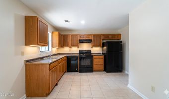 6 Oakwood Dr, Beaufort, SC 29907