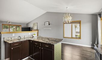 8405 Dolomite Ln, Madison, WI 53719