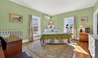 45 Bedford St, Bath, ME 04530