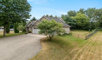 3529 Buttrick Ave SE, Ada, MI 49301