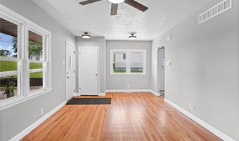 1605 S 6th St, Atchison, KS 66002